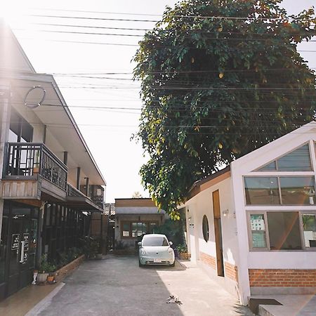 Sleepy House Chiang Rai住宿加早餐旅馆 外观 照片